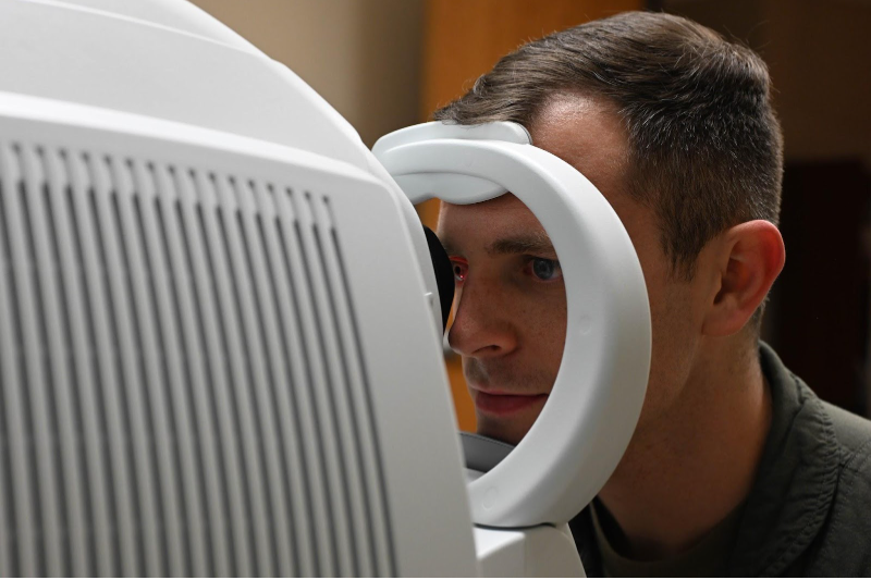 Age-Related Macular Degeneration: Navigating Risks, Treatments, and Hope